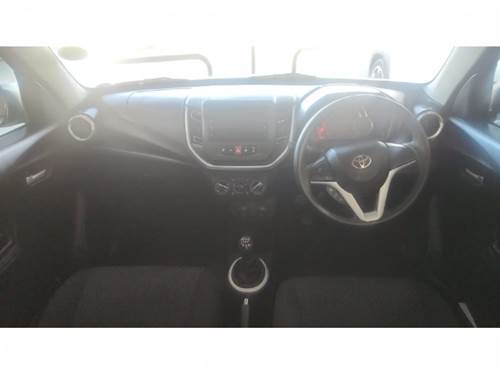 Toyota Vitz 1.0 XR