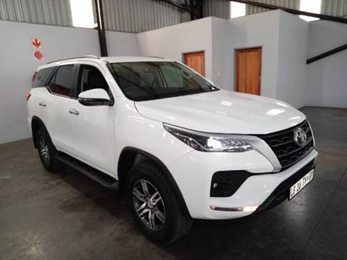 Toyota Fortuner V 2.4 GD-6 Raised Body Auto