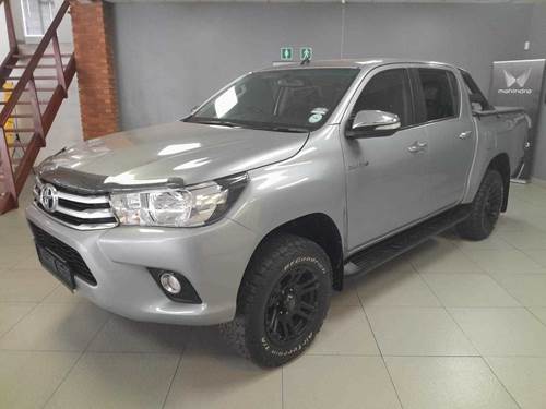 Toyota Hilux 2.8 GD-6 Raider Raised Body Double Cab Auto 4x4  