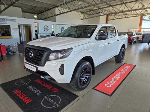 Nissan Navara 2.5 DDTi SE Double Cab Auto