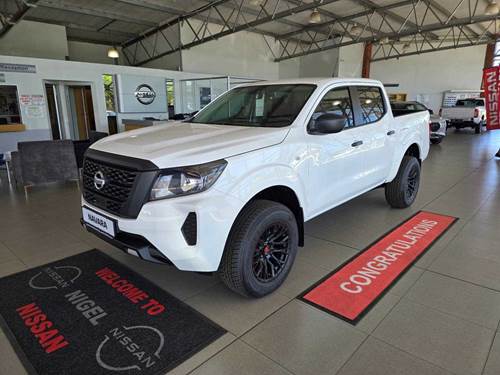 Nissan Navara 2.5 DDTi SE Double Cab