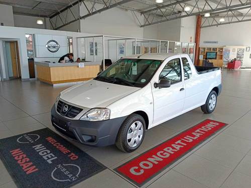 Nissan NP200 1.6i Pack