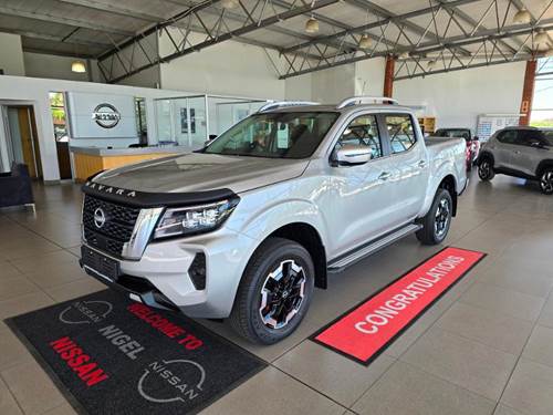 Nissan Navara 2.5D Double Cab LE 4x2