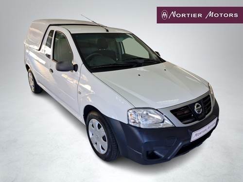 Nissan NP200 1.6i Pack