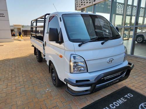 Hyundai H100 2.6 D Euro II Dropside Aircon