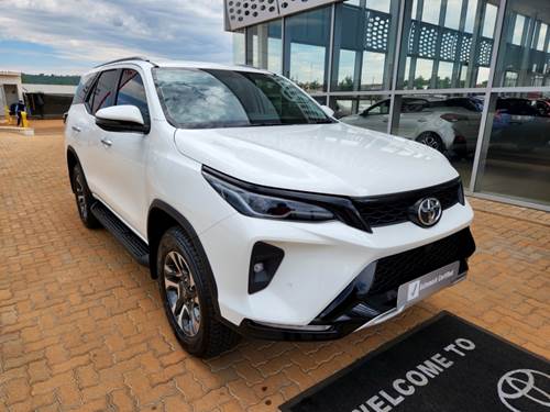 Toyota Fortuner VI 2.4GD-6 Raised Body Auto