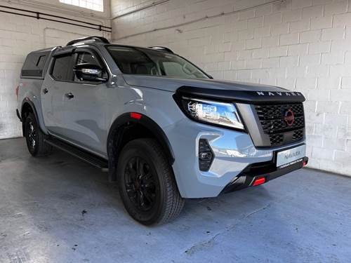 Nissan Navara 2.5 DDTi Pro-4X Double Cab Auto 4x4