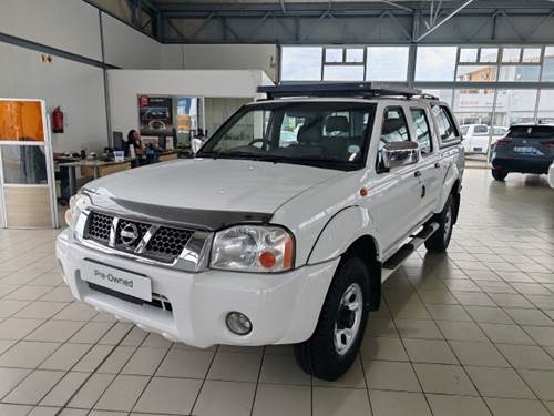 Nissan Hardbody NP300 2.4i Hi-Rider 4X4 Double Cab