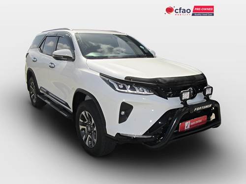 Toyota Fortuner VI 2.8GD-6 VX Auto 