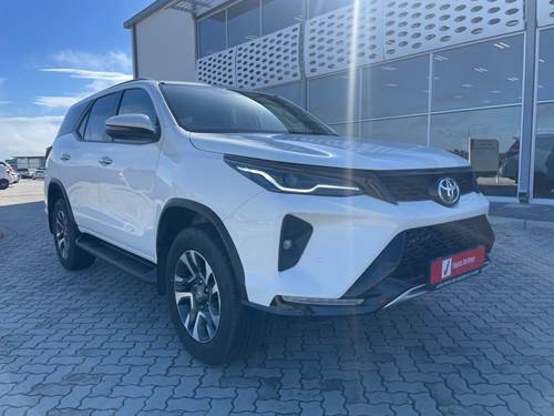 Toyota Fortuner VI 2.4GD-6 Raised Body Auto