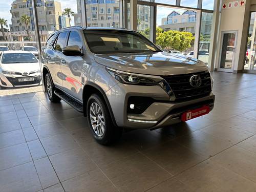 Toyota Fortuner V 2.8 GD-6 VX 4x4