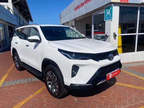 Toyota Fortuner VI 2.4GD-6 Raised Body Auto