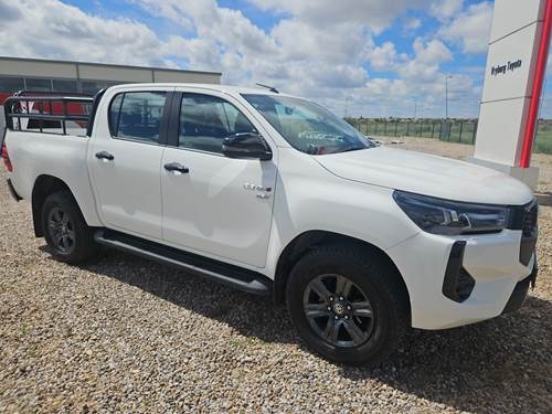 Toyota Hilux 2.8 GD-6 RB Raider Double Cab Auto 4x4 (MHEV)