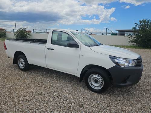 Toyota Hilux 2.4 GD Aircon Single Cab II