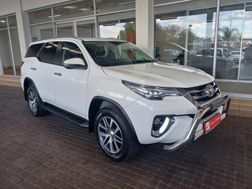 Toyota Fortuner IV 2.8 GD-6 Epic Auto