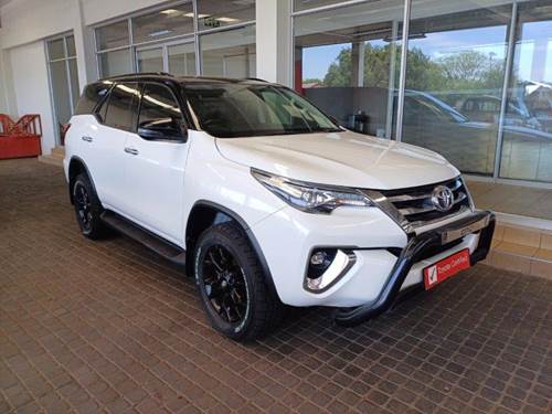 Toyota Fortuner V 2.8 GD-6 Epic Black Auto 4x4