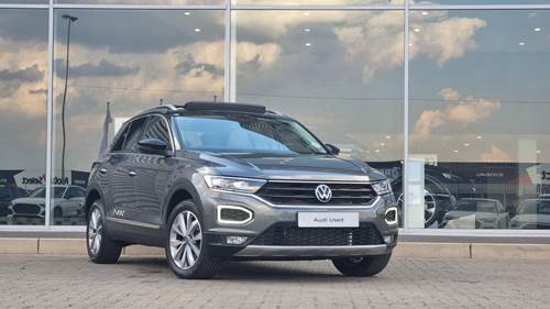 Volkswagen (VW) T-Roc 2.0 TSI Design 4Motion DSG