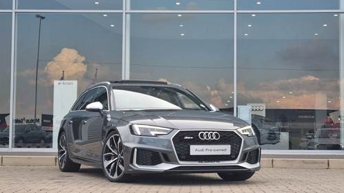 Audi RS4 Avant Quattro Tiptronic