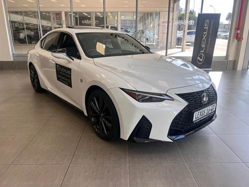 Lexus IS 300h F Sport