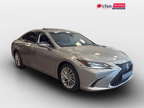 Lexus ES 300h SE