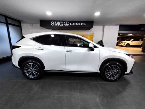 Lexus NX 350h EX