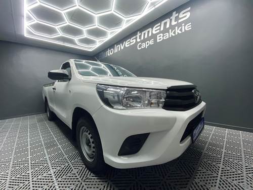 Toyota Hilux 2.4 GD 5MT Aircon Single Cab