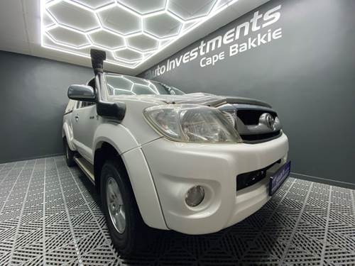 Toyota Hilux ( II) 3.0 D-4D Raider Xtra Cab