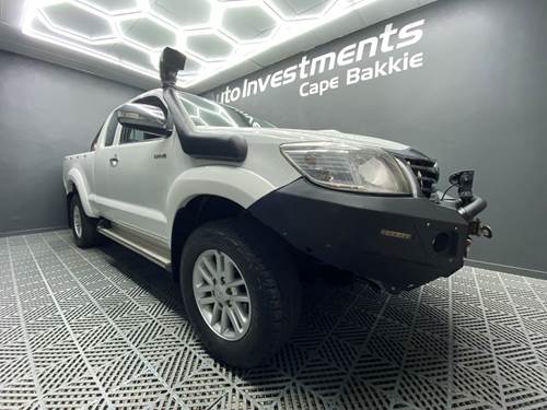 Toyota Hilux ( II) 3.0 D-4D Raider Xtra Cab 4X4