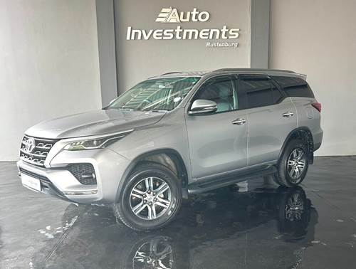 Toyota Fortuner V 2.4 GD-6 Raised Body Auto