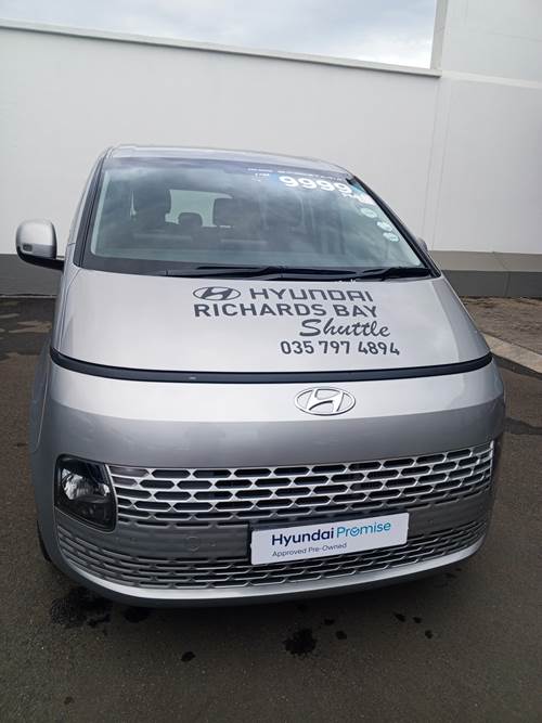 Hyundai Staria 2.2D Executive (9 Seater)