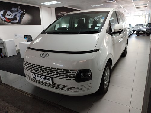 Hyundai Staria 2.2D Executive (9 Seater)