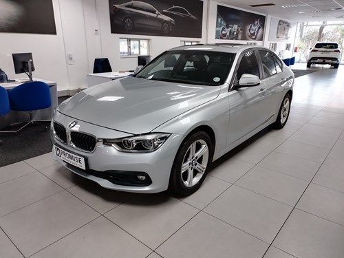 BMW 318i (F30) Auto