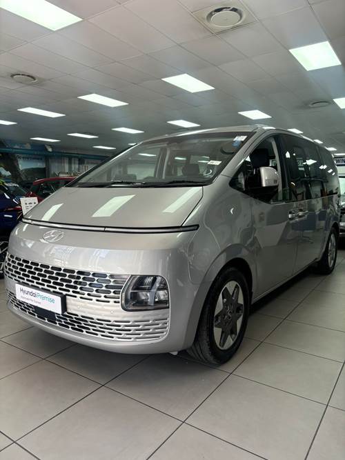 Hyundai Staria 2.2D Elite (9 Seater)