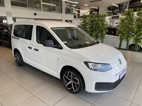 Volkswagen (VW) Caddy Kombi1.6i (7 Seater)