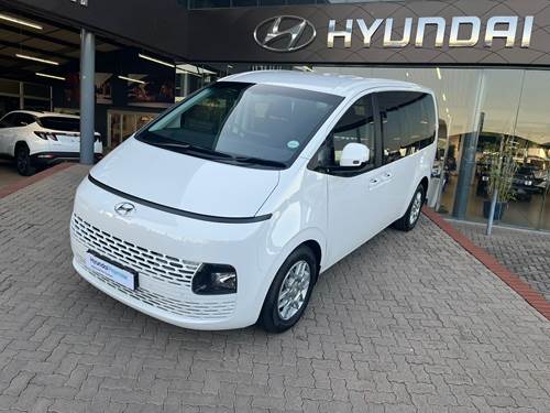 Hyundai Staria 2.2D Multicab Auto (5 Seater)