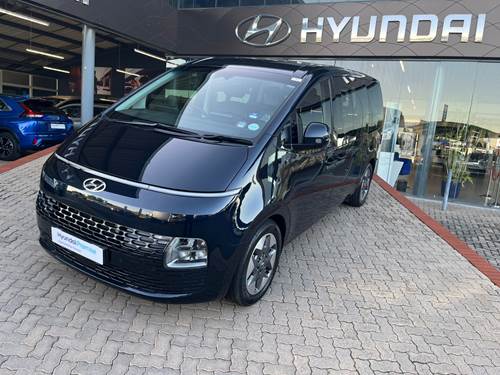 Hyundai Staria 2.2D Elite (9 Seater)