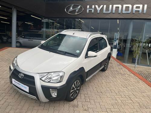 Toyota Etios Cross 1.5 Xs Hatch