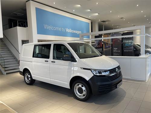 Volkswagen (VW) Transporter T6.1 Crew Bus 2.0 BiTDi (146kW) SWB 4Motion DSG (5 Seater)