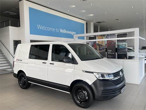 Volkswagen (VW) Transporter T6.1 Crew Bus 2.0 BiTDi (146kW) SWB 4Motion DSG (5 Seater)