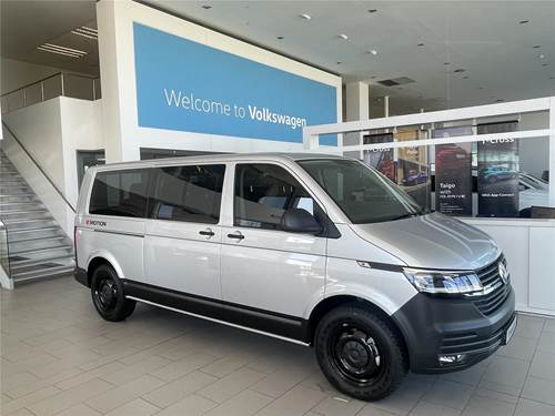 Volkswagen (VW) Transporter T6.1 Crew Bus 2.0 BiTDi (146kW) LWB 4Motion DSG (8 Seater)