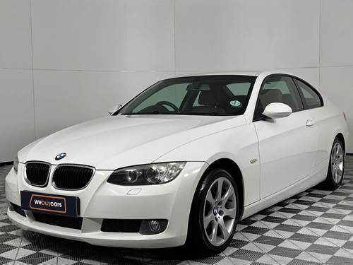 BMW 320i (E92) Coupe Auto