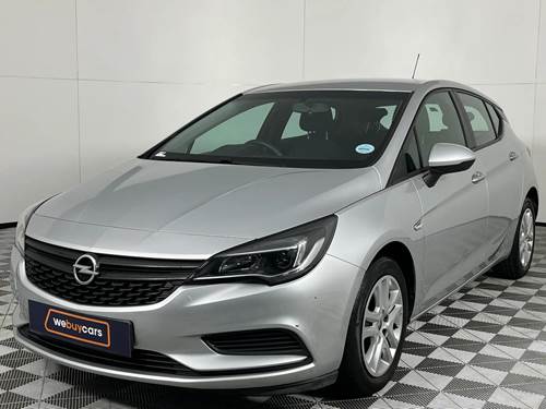 Opel Astra 1.0 T Essentia 5 Door