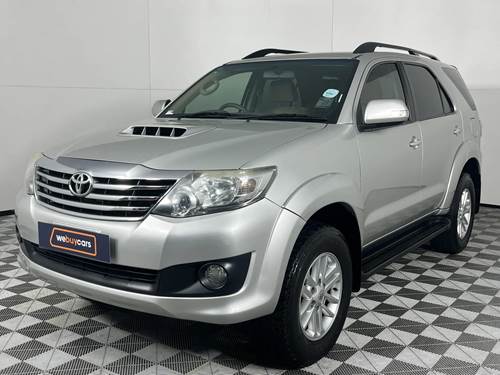 Toyota Fortuner III 2.5 D-4D VNT Raised Body Auto