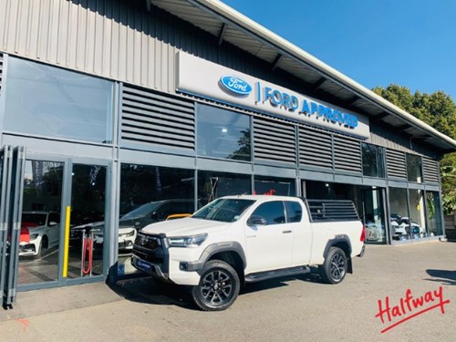 Toyota Hilux 2.8 GD-6 RB Raider Extra Cab Auto