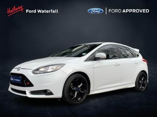 Ford Focus 2.0 GTDi ST1 5 Door