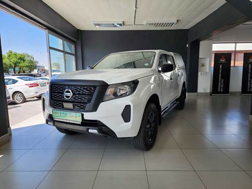 Nissan Navara 2.5 DDTi SE Double Cab