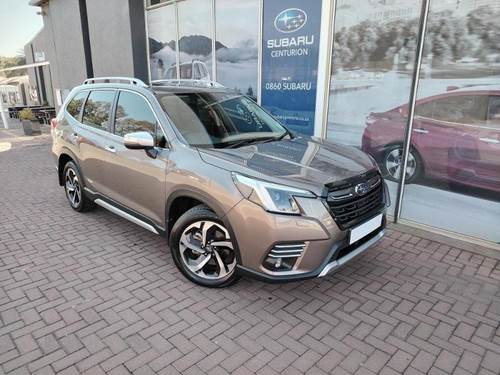 Subaru Forester 2.0i S ES CVT 