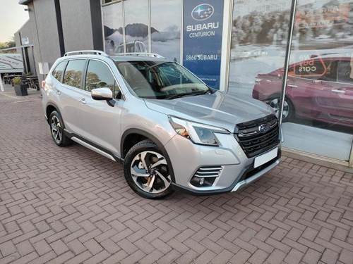 Subaru Forester 2.0i S ES CVT 