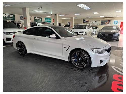 BMW M4 Coupe M-DCT