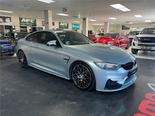 BMW M4 Coupe M-DCT Competition